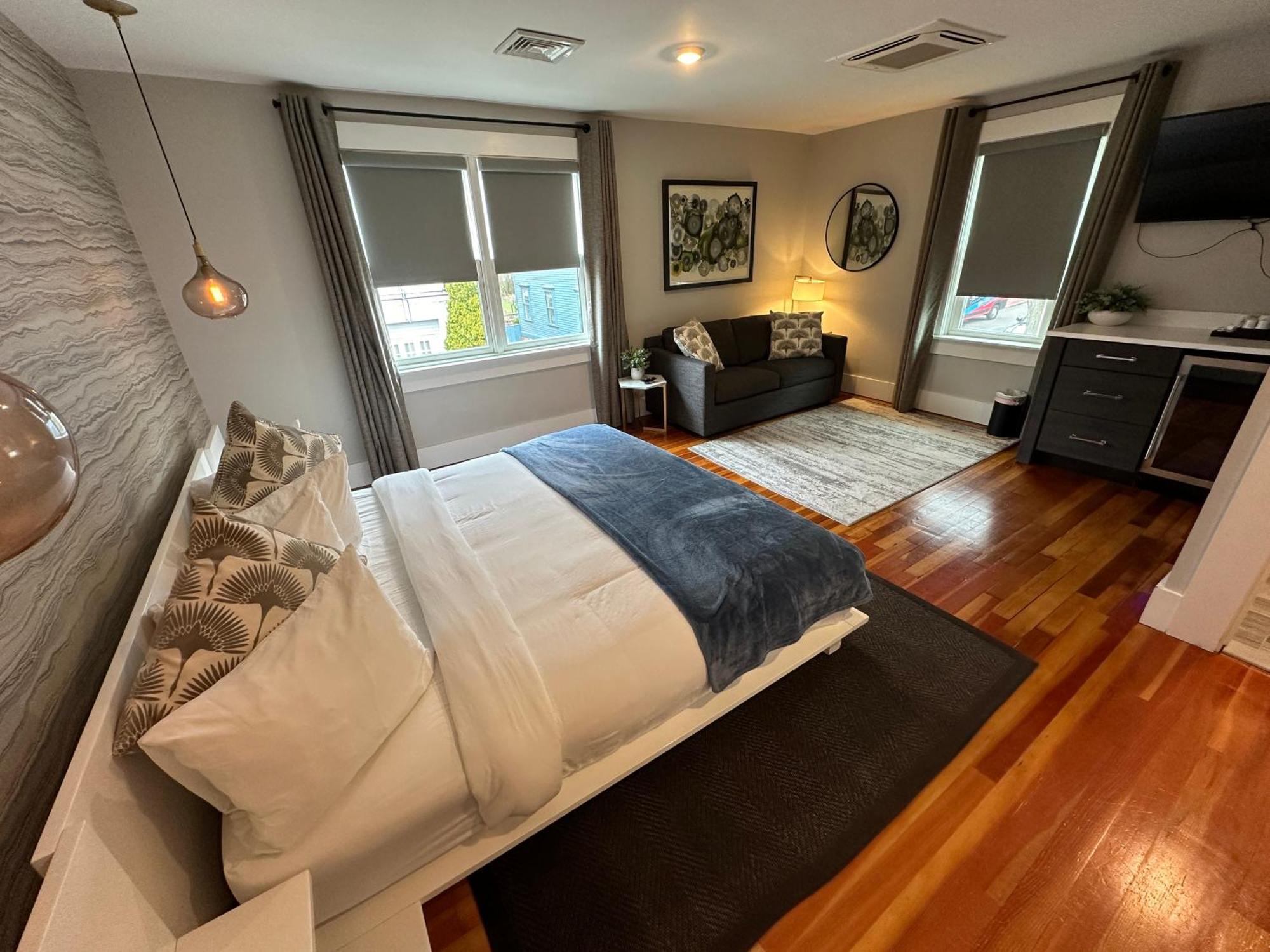Entire Modern 7 Unit 7 Bath Boutique Inn Newport Eksteriør bilde