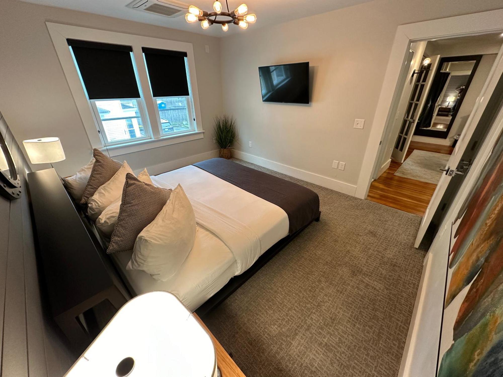 Entire Modern 7 Unit 7 Bath Boutique Inn Newport Eksteriør bilde